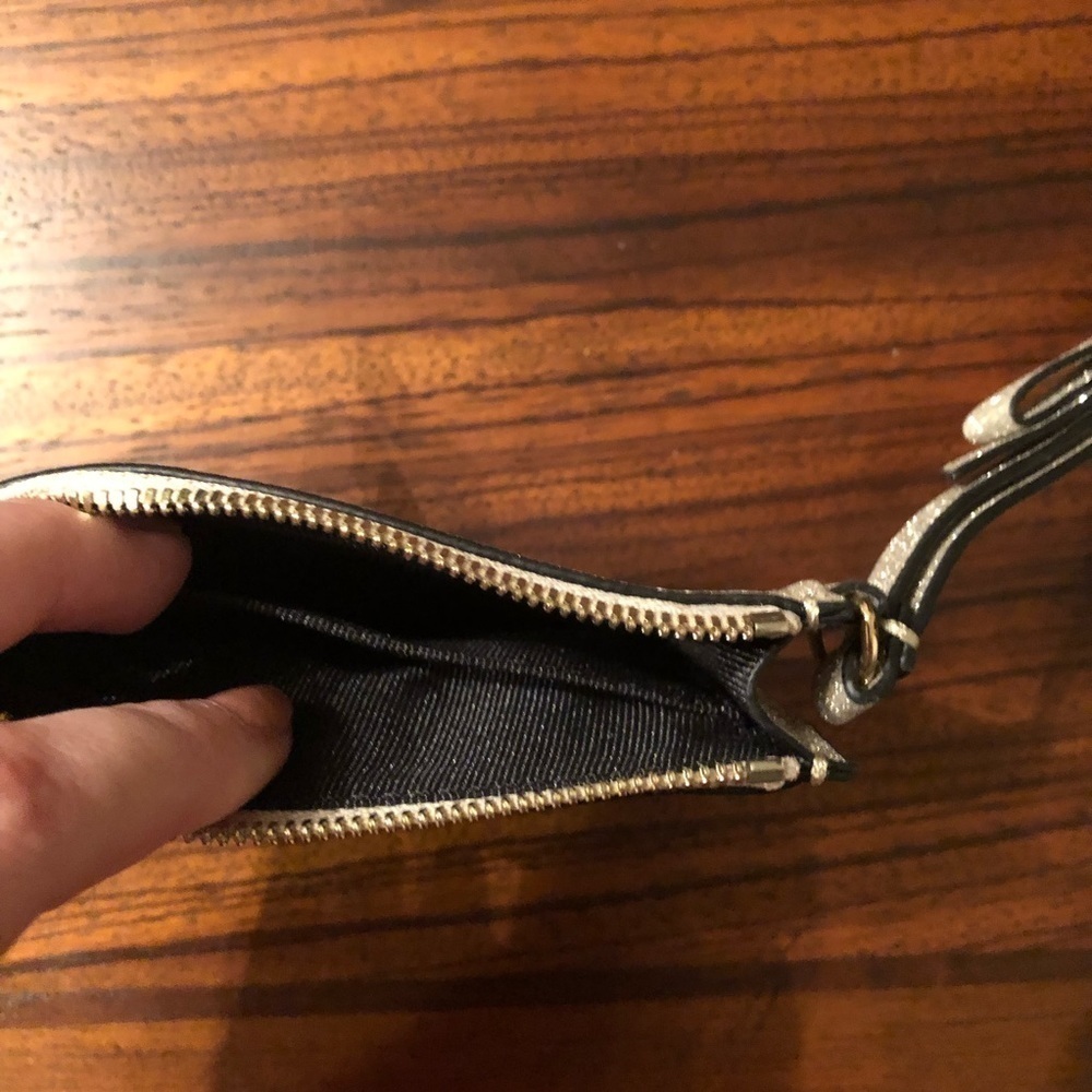 Zac‎ Posen Earthette Credit Card Wristlet - Picture 7 of 7